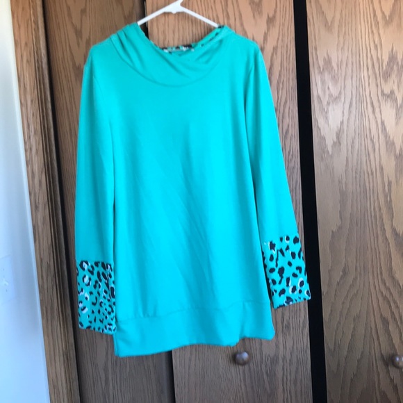 Hooded pullover - Picture 3 of 3